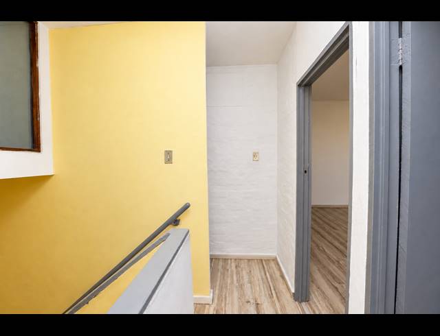 3 BEDROOM APARTMENT FOR SALE IN ESSENWOOD